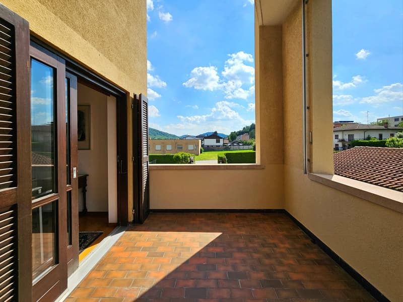 Stabio : Villa unifamiliale confortable avec grand jardin et importants indices de construction (16)