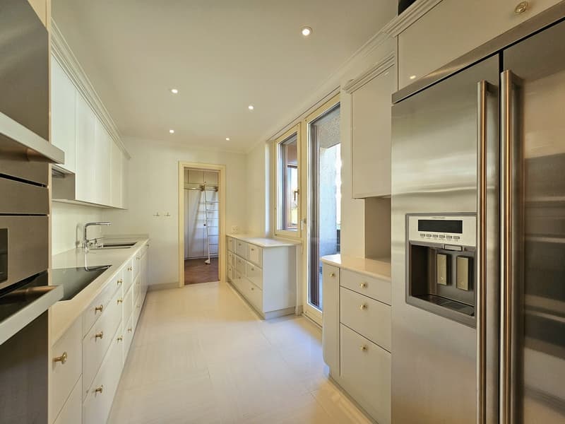 Ruvigliana : Appartement de luxe 5,5 pièces avec vue enchanteuse sur le lac, jardin privé et terrasses (10)