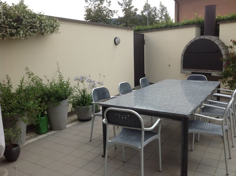 Balerna: Wonderful single-family house surrounded by greenery (17)