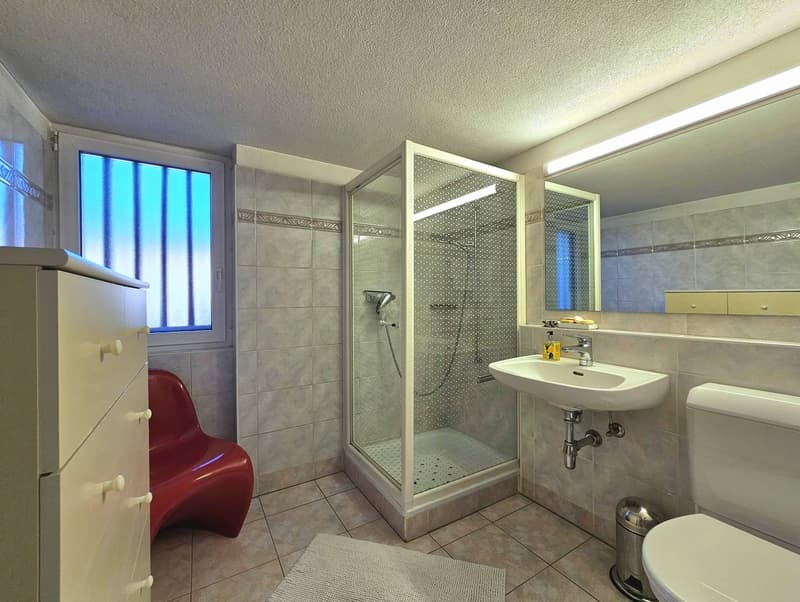 Balerna: Wonderful single-family house surrounded by greenery (11)