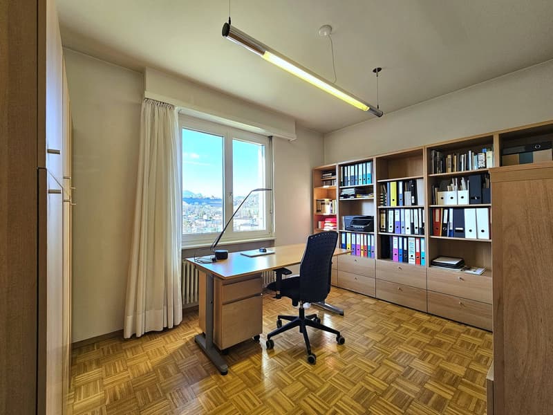 Balerna: Wonderful single-family house surrounded by greenery (7)