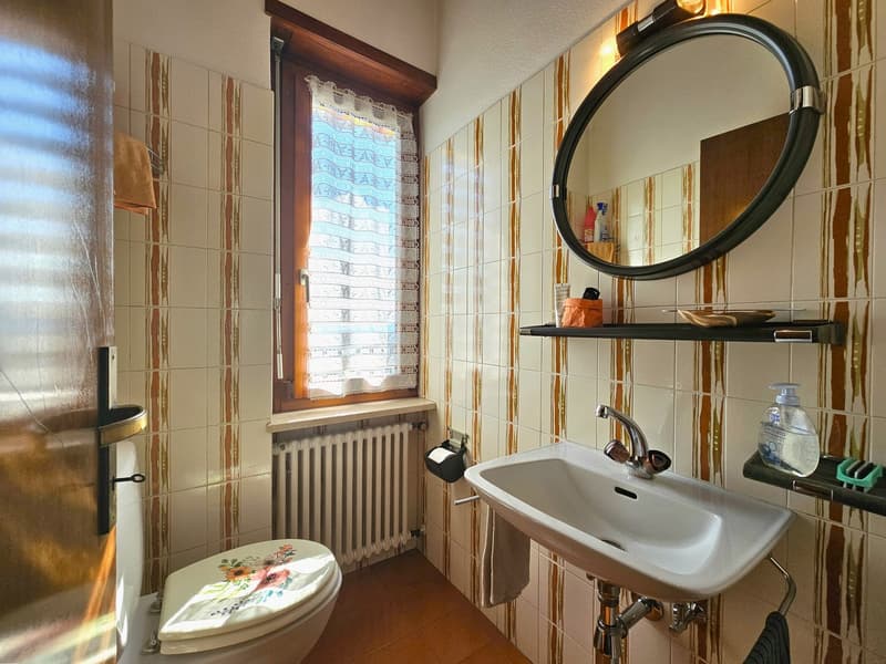 Castel San Pietro Corteglia: important single-family villa with dominant view of the hills (11)