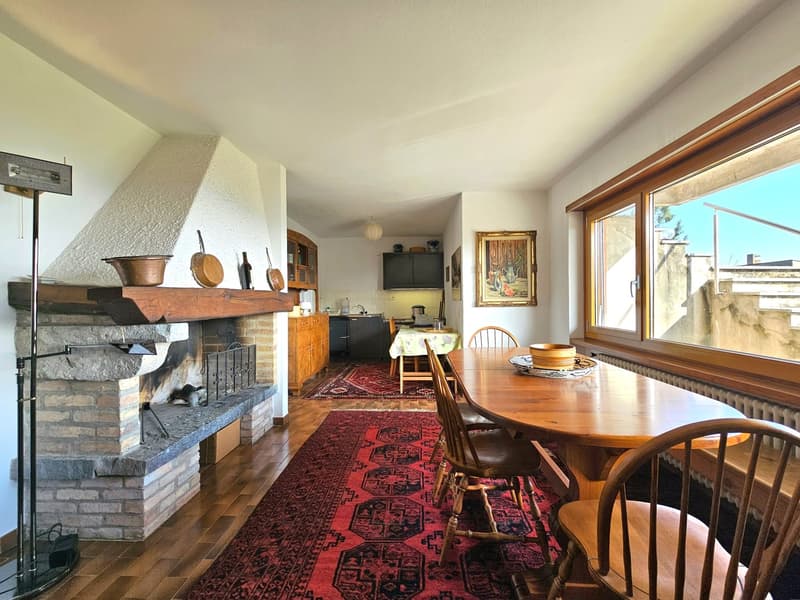 Castel San Pietro Corteglia: important single-family villa with dominant view of the hills (14)