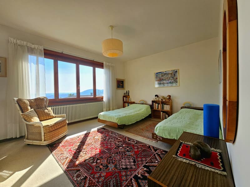 Castel San Pietro Corteglia: important single-family villa with dominant view of the hills (8)