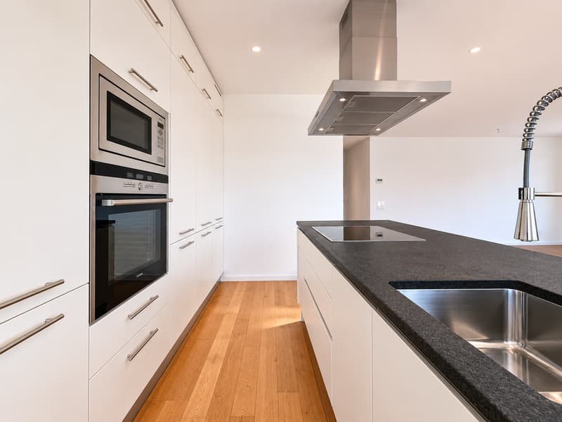 Massagno: Modernes und raffiniertes 3.5-Zimmer-Apartment in exklusiver Residenz mit Wellnessbereich (7)