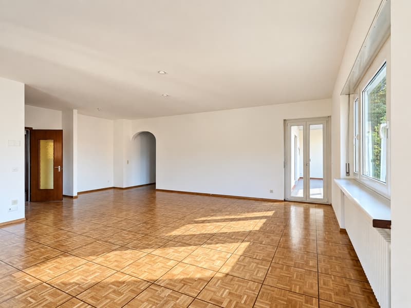 Bellinzona Daro: Ampia e confortevole casa bifamiliare con incantevole vista dominante (6)