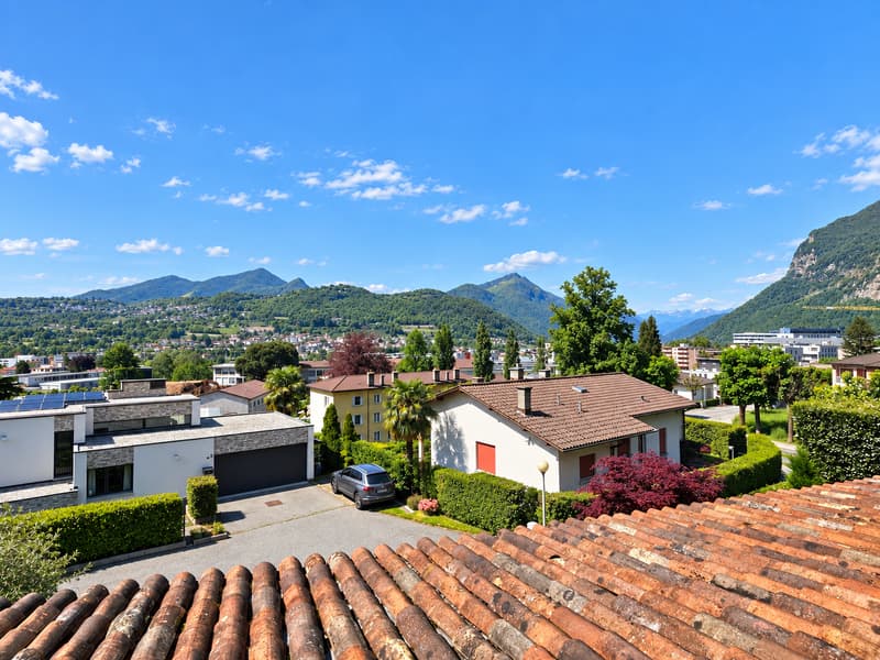 Mendrisio: Deliziosa casa unifamiliare contigua con splendido giardino e vista panoramica (4)