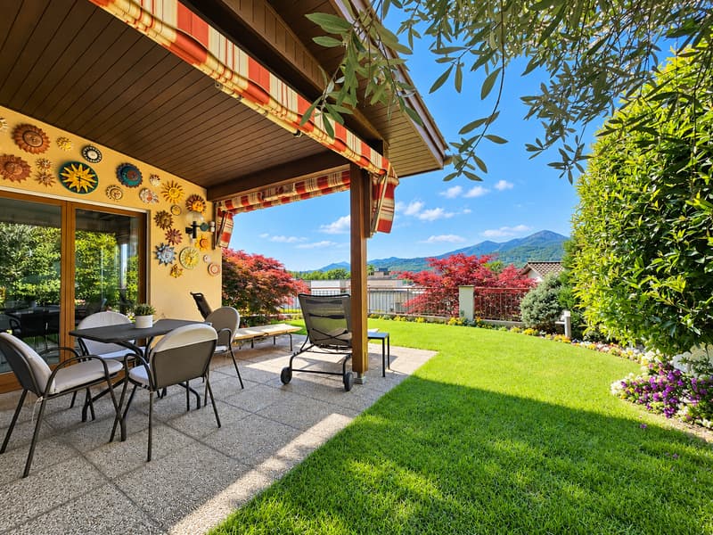 Mendrisio: Deliziosa casa unifamiliare contigua con splendido giardino e vista panoramica (2)