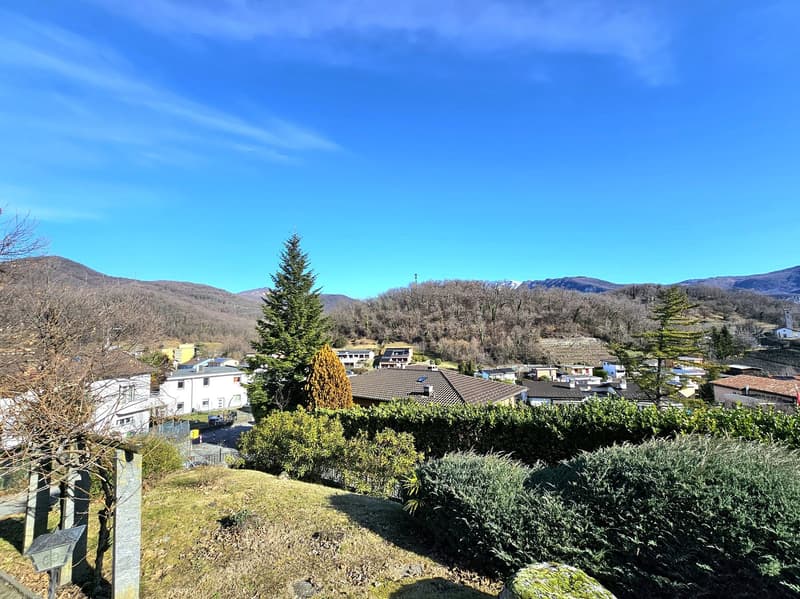 Mendrisio Arzo: Interessante casa unifamiliare da rinnovare con ampio terreno edificabile panoramico (1)