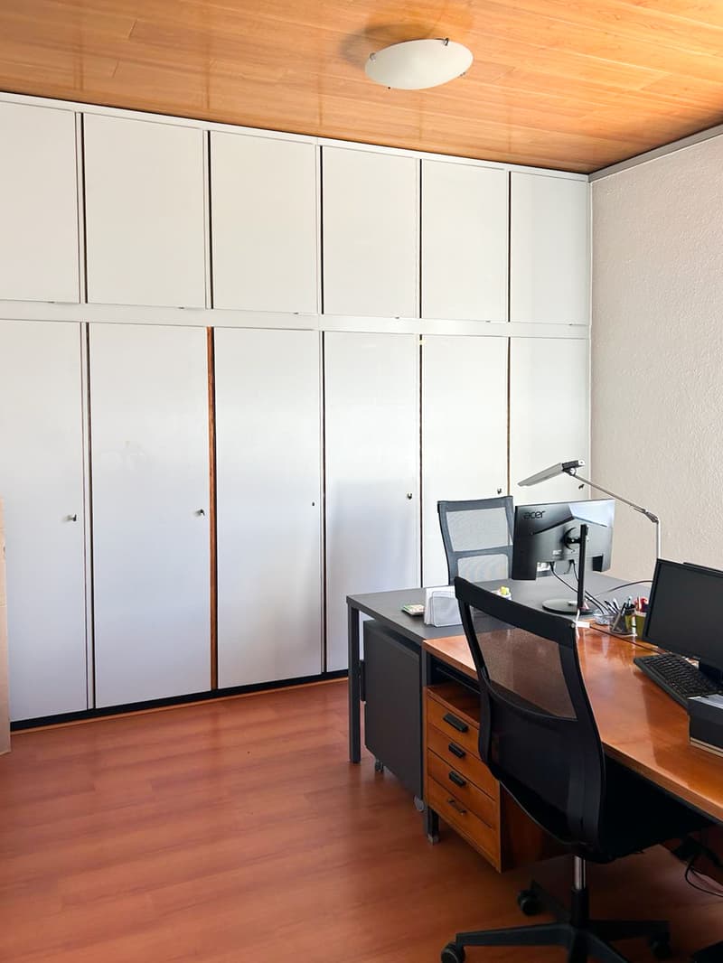 Bureaux modulables avec parking (2)