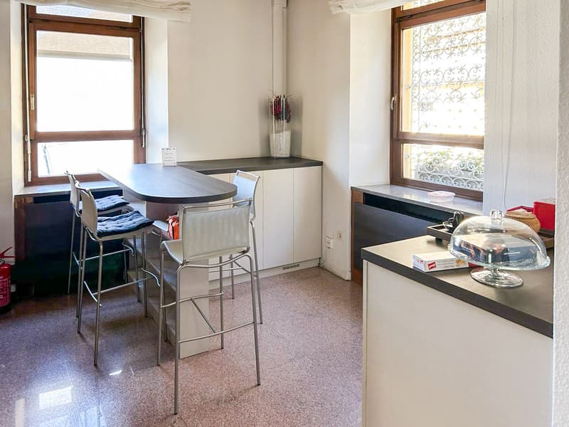 Bureaux modulables avec parking (10)