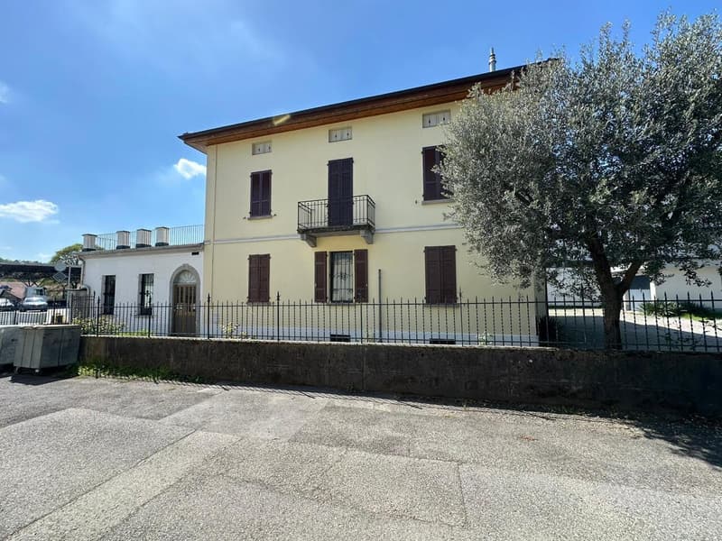 UFFICI IN AFFITTO CON POSTI AUTO INCLUSI (9)
