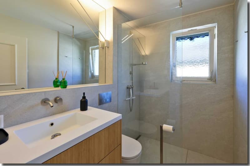 Modernes Design im historischen Ortskern, 2-Zimmerwohnung, 100 m vom See entfernt (17)