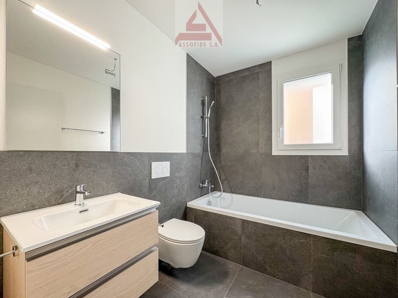 4.5 locali con giardino / 4.5 - Zimmerwohnung mit Garten (6)