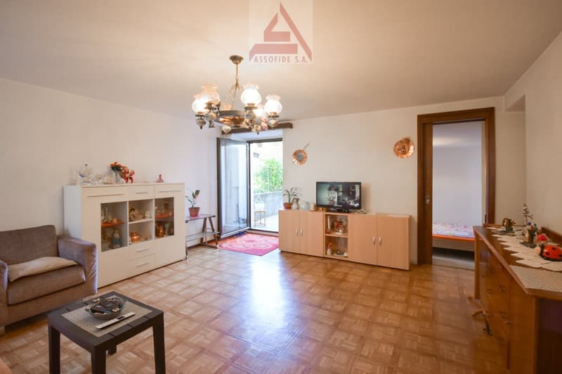 Casa bifamiliare a Losone – Un'oasi di tranquillità nel Ticino (3)