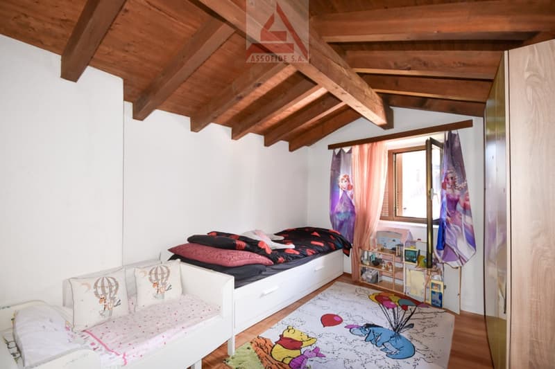 Casa bifamiliare a Losone – Un'oasi di tranquillità nel Ticino (6)