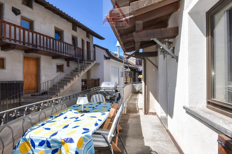 Casa bifamiliare a Losone – Un'oasi di tranquillità nel Ticino (4)