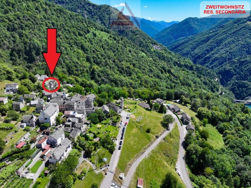 3 rustici da ristrutturare / 3 renovierungsbedürftige Rustici (1)
