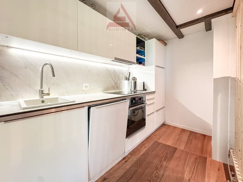 Casa immersa nel verde / Haus mitten im Grünen (2)