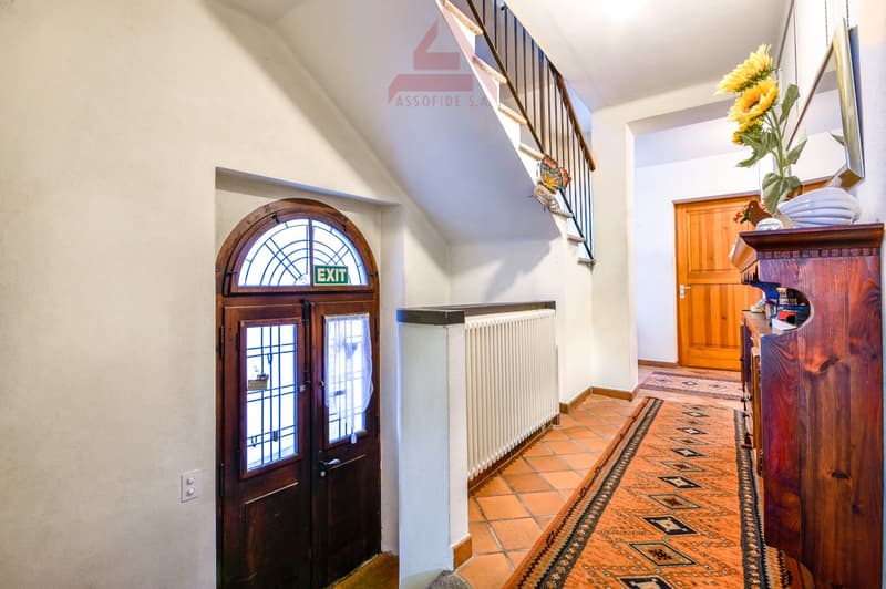 Tipica casa ticinese / Typisches Tessinerhaus (9)
