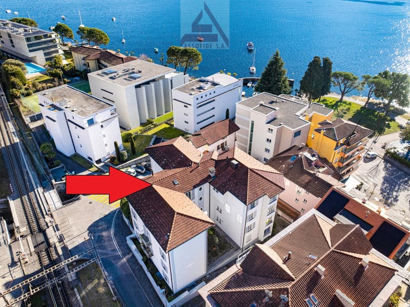 Prestigioso attico di 5.5 locali vista lago/Prestigioses 5.5-Zimmer-Attika mit Seeblick (12)