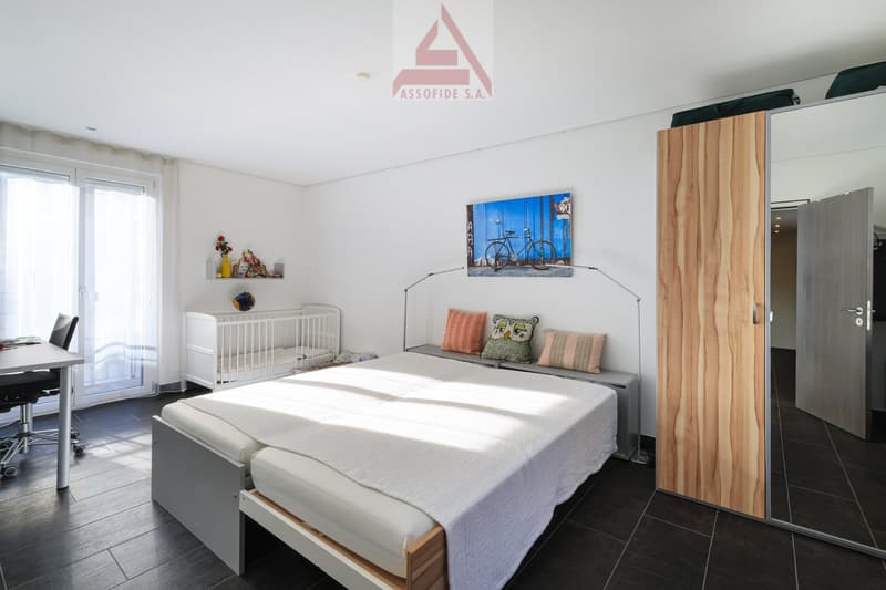 Prestigioso attico di 5.5 locali vista lago/Prestigioses 5.5-Zimmer-Attika mit Seeblick (10)