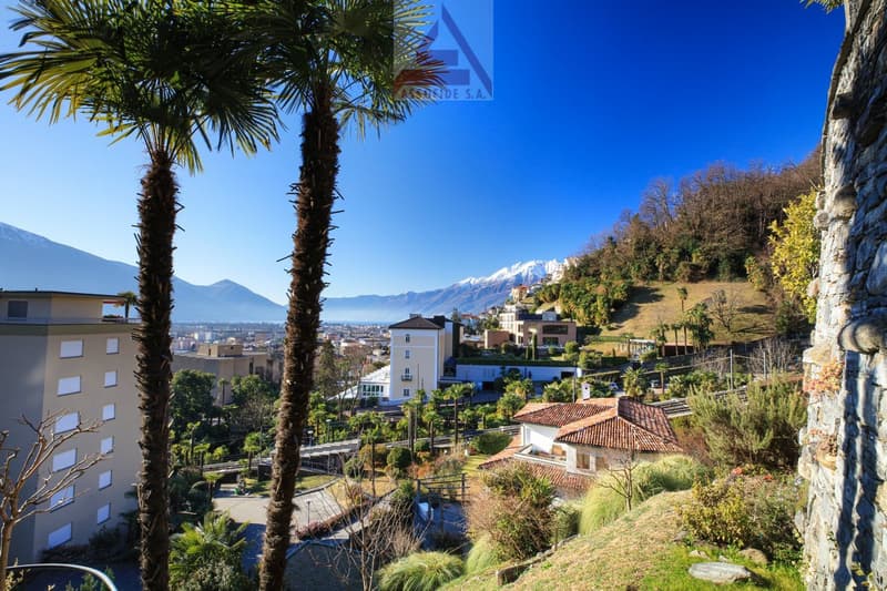 Villa esclusiva di 7 locali / Exklusive 7 - Zimmer - Villa (1)