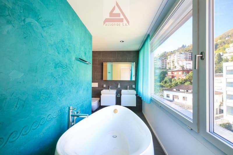 Splendido attico di 3.5 locali / Wunderschöne 3.5-Zimmer-Attikawohnung (8)