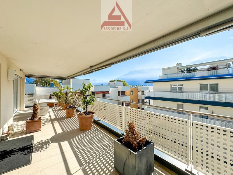 Attico con terrazza panoramica / Attika-Wohnung mit Panoramaterrasse (13)