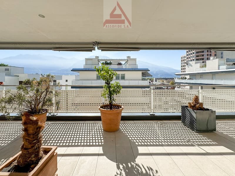 Attico con terrazza panoramica / Attika-Wohnung mit Panoramaterrasse (6)