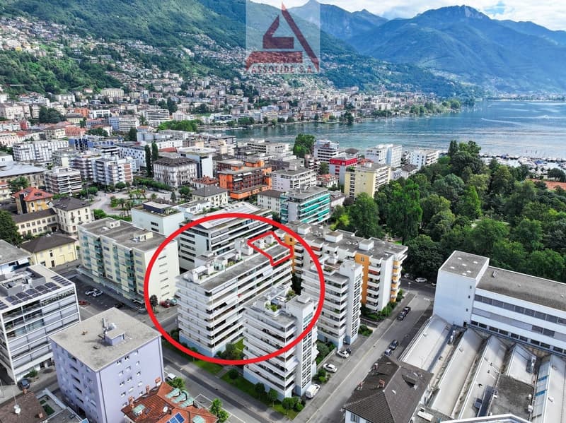Attico con terrazza panoramica / Attika-Wohnung mit Panoramaterrasse (12)