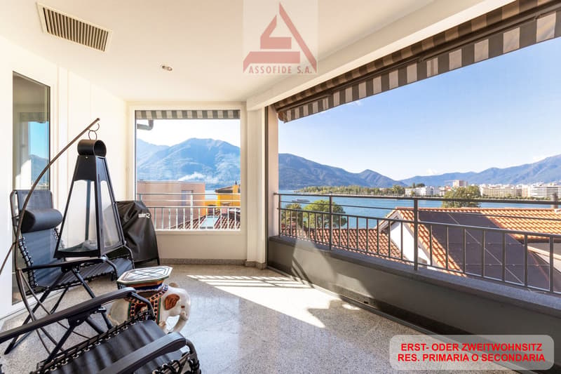 Prestigioso attico di 5.5 locali vista lago/Prestigioses 5.5-Zimmer-Attika mit Seeblick (1)