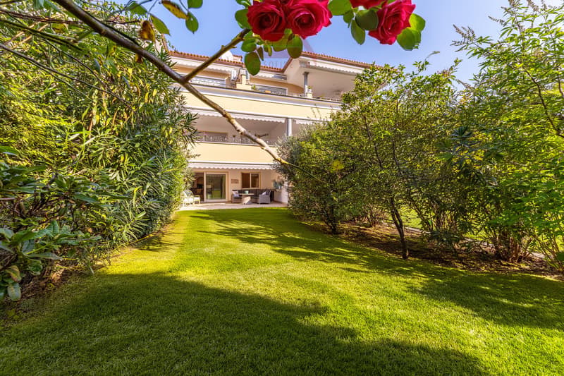 Elegante appartamento con giardino / Elegante Wohnung mit Garten (10)