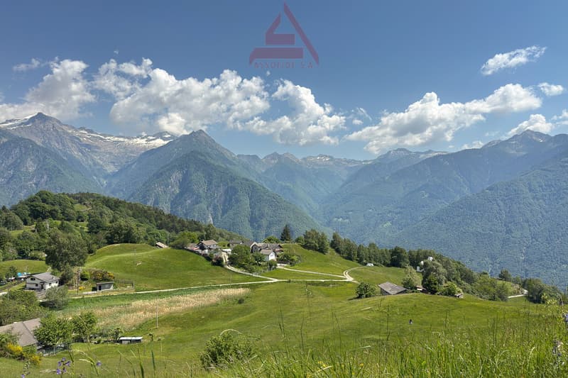 Paradiso di 4.5 locali a Buseno / Paradies mit 4.5 Zimmern in Buseno (13)