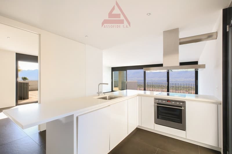 App. con stupenda vista lago / Wohnung mit traumhafter Seesicht (2)