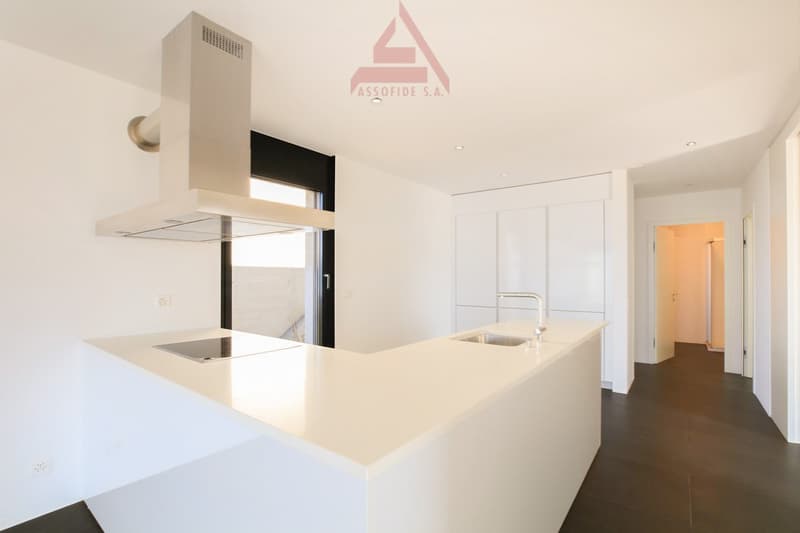 App. con stupenda vista lago / Wohnung mit traumhafter Seesicht (3)
