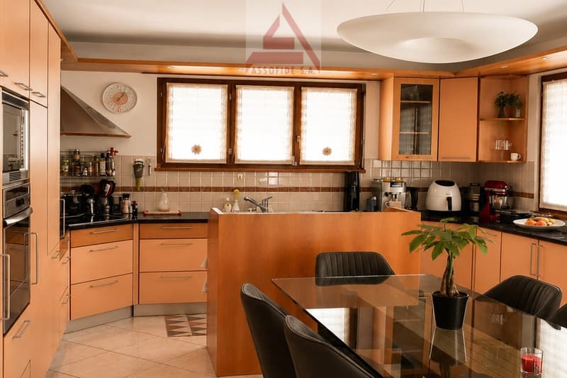 Casa unifamiliare di 6.5 locali / 6.5-Zimmer-Einfamilienhaus (2)