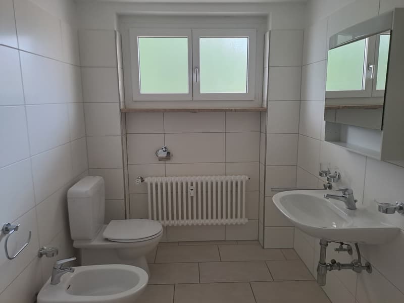 Appartamento 3.5 locali con balcone a Losone (8)