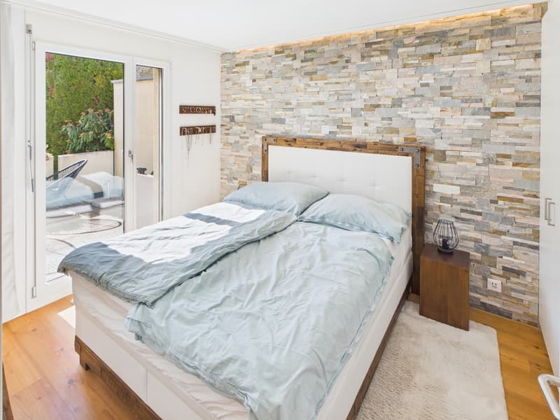 Stylishly renovated 6.5 room row house (8)