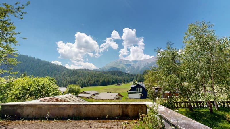 A contatto con la natura: casa familiare a Davos Laret (2)