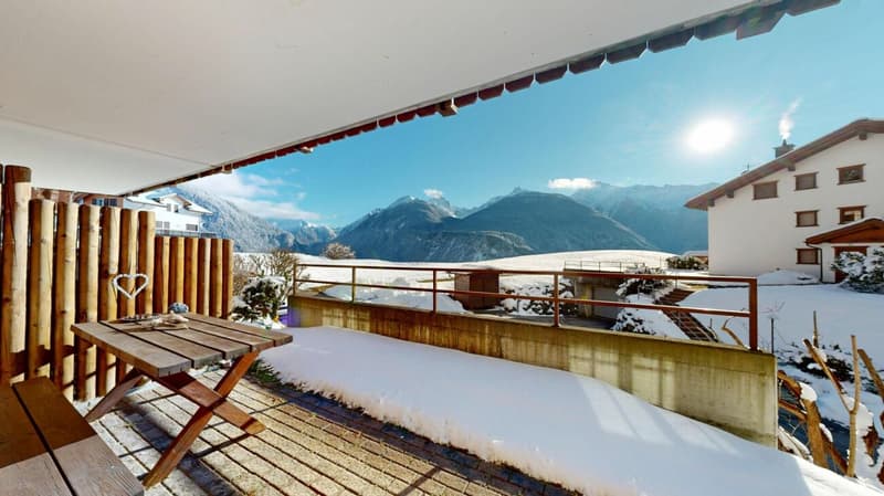 Appartement cozzy de 2,5 pièces avec vue (1)
