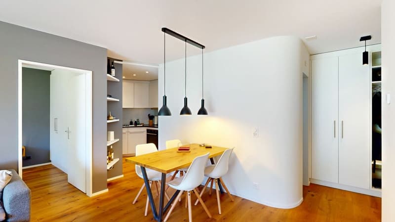 Moderne 2-Zimmer-Wohnung mit grossem Sitzplatz (4)