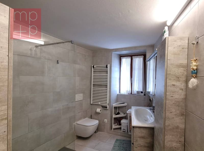 Casa unifamiliare - Caneggio (5)
