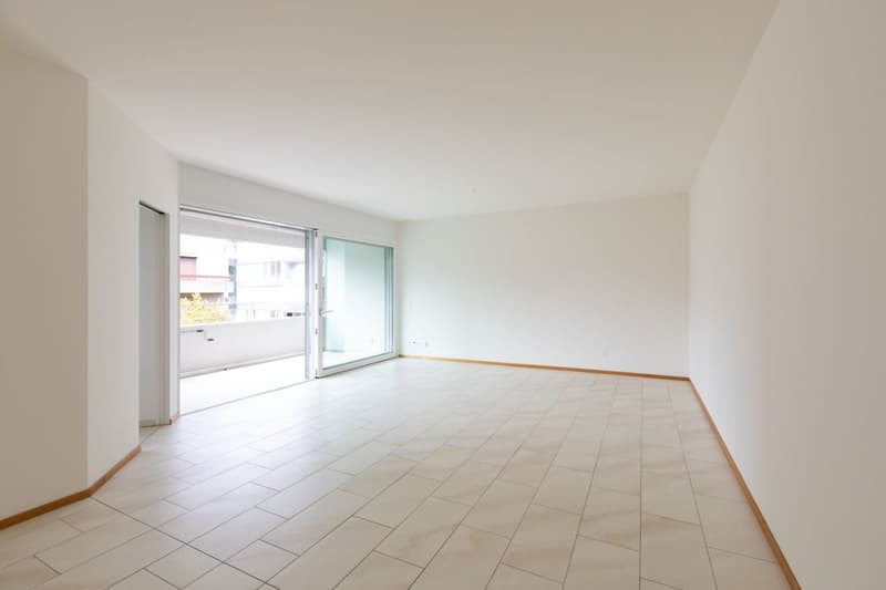 Mietwohnung in zentraler Lage, modern, 3 1/2 Zimmer (4)