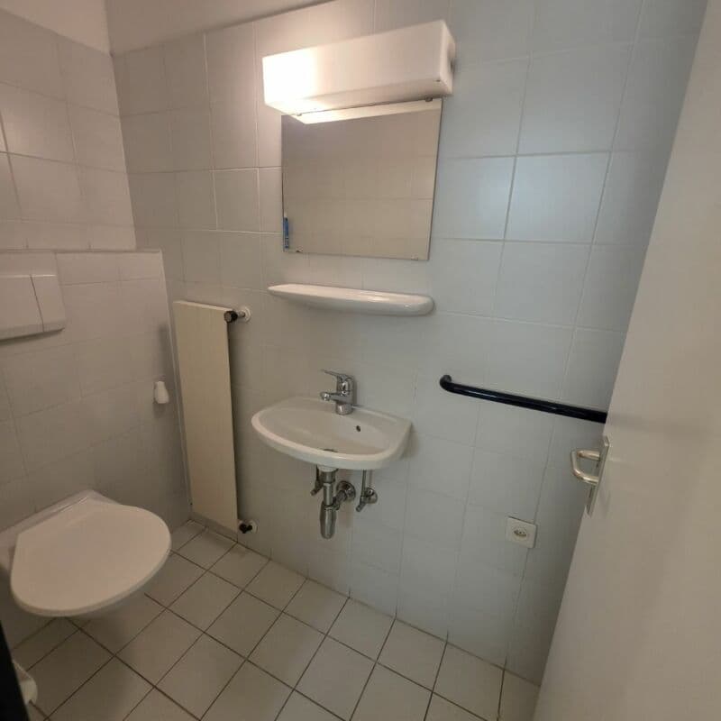 Büro in der Lugano-Innenstadt zu vermieten (12)