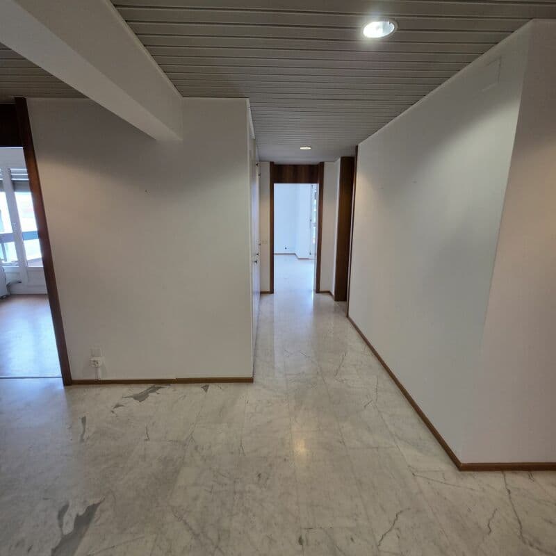 Büro in der Lugano-Innenstadt zu vermieten (4)