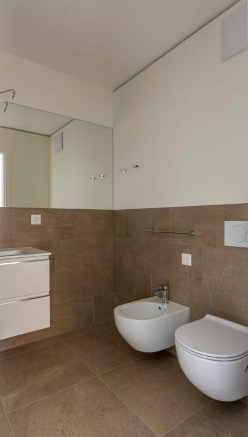Apartment in the Residenza Querciabella in Bioggio with Lake View (8)