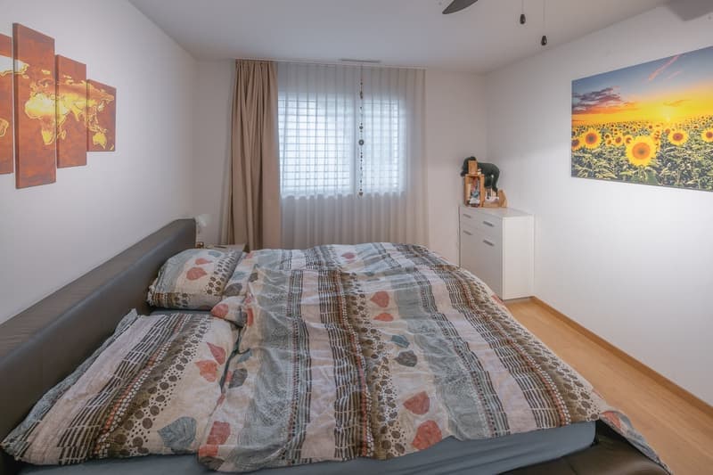 Helle 3.5-Zimmer-Wohnung mit Balkon und Garage in Zürich-Affoltern (3)