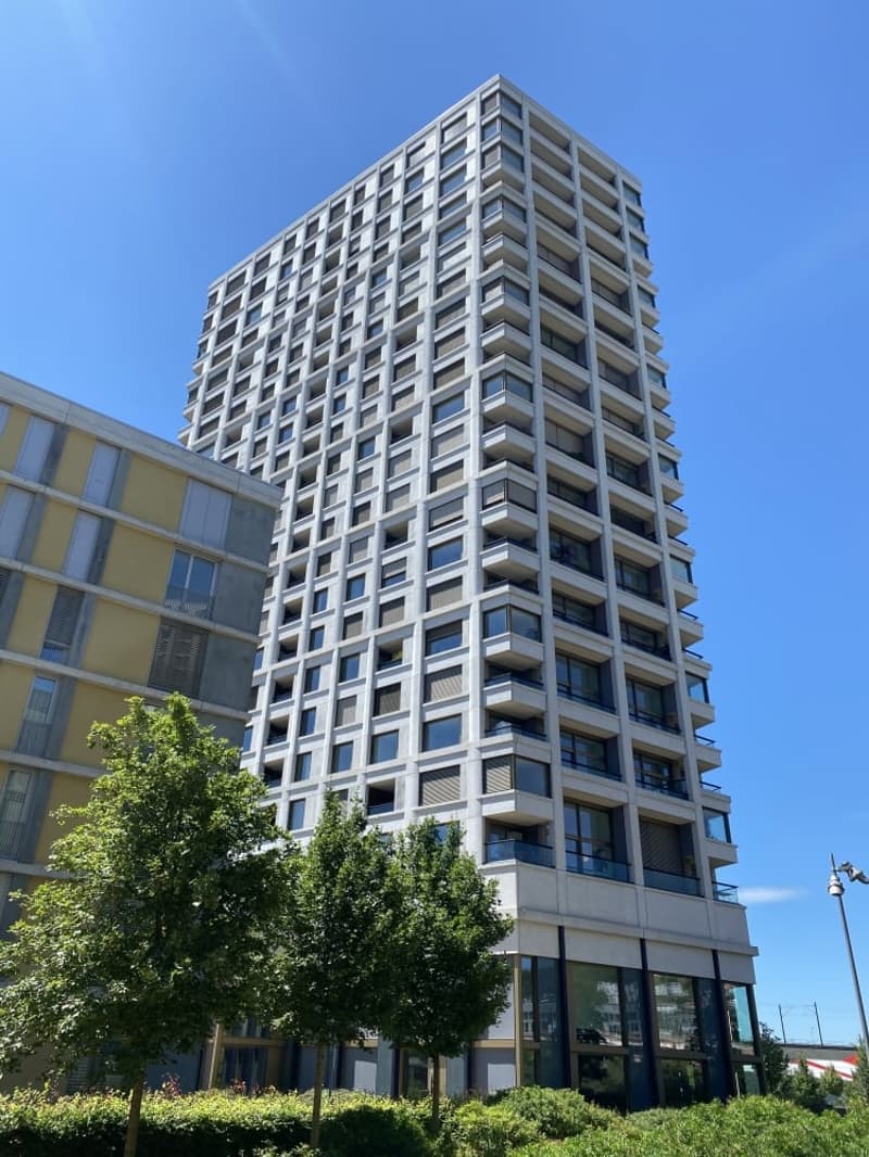 Urbanes Wohnen mit Traumsicht - 2,5-Zimmer-Wohnung im 15. Obergeschoss (7)