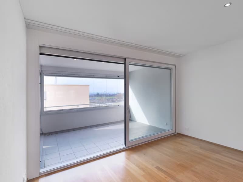 Helle 4.5-Zimmer-Wohnung mit Balkon in Zug – ab sofort verfügbar! (12)